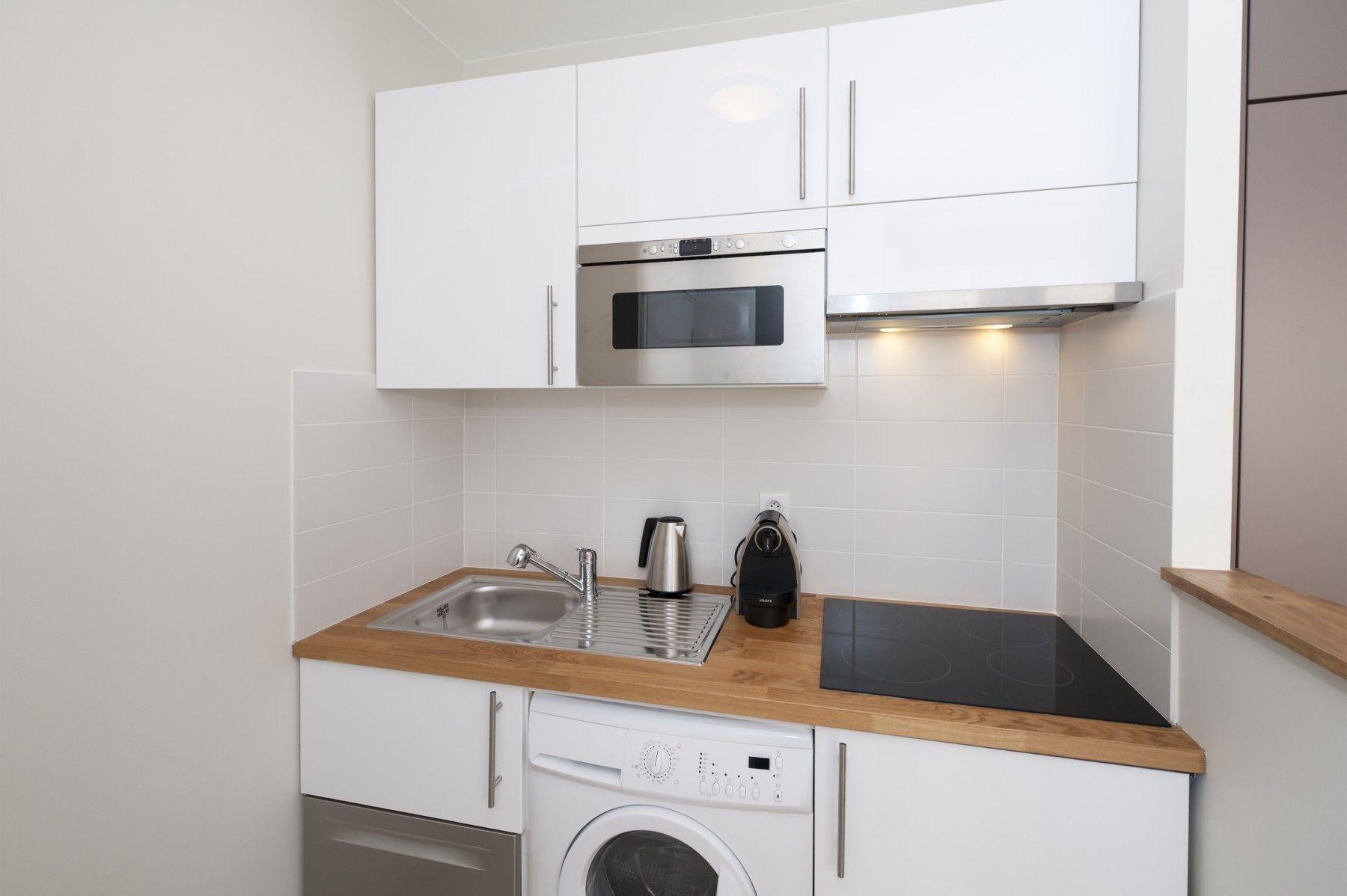 Yuna Blanche - Serviced Paris